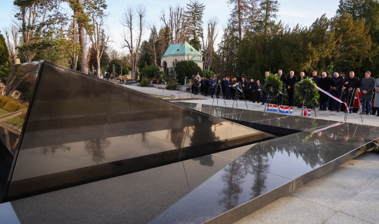 Izaslanstvo HDZ-a položilo cvijeće u povodu 26. godišnjice smrti dr. Franje Tuđmana