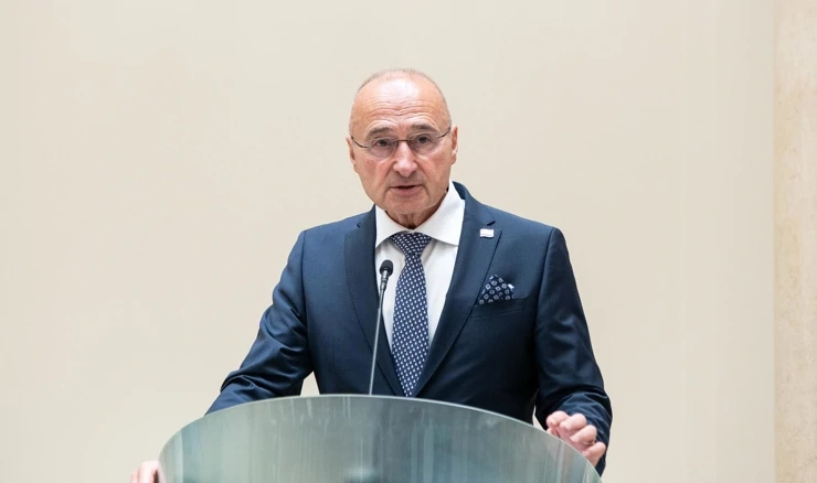 Gordan Grlić Radman