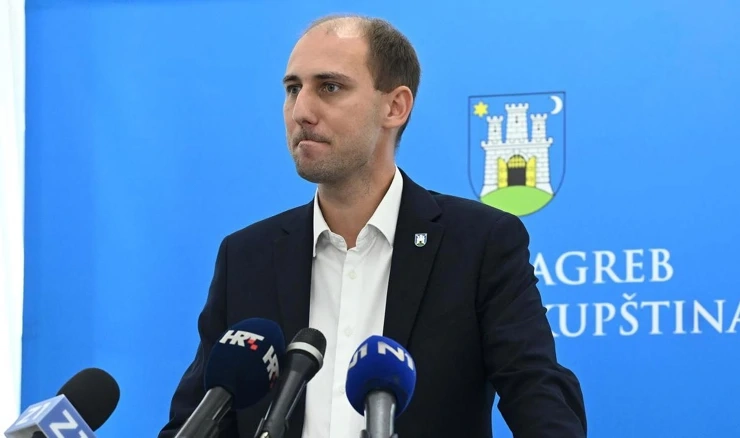 Mišić o smanjenju svoje, a povećanju Tomaševićeve plaće