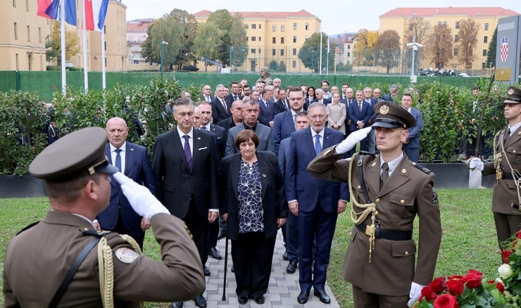 Izaslanstva Sabora i Vlade odali počast Blagi Zadri