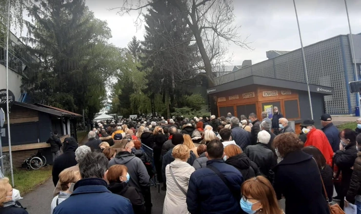 Masovno cijepljenje na zagrebačkom Velesajmu
