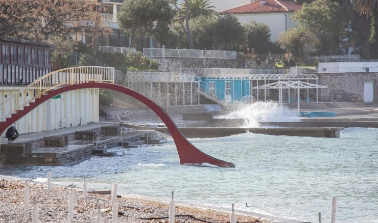 Dubrovnik: Kanalizacija se izlila u more ispod Petke