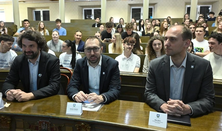 Predstavljanje rezultata fakultativnog predmeta Škola i zajednica u zagrebačkim srednjim školama