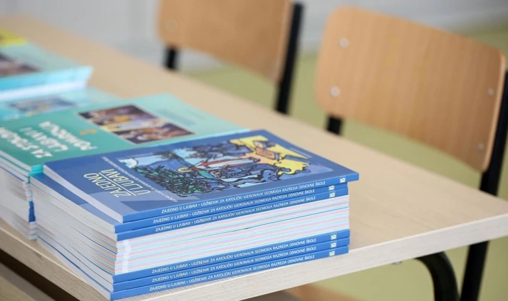 Izmjene zakona radi definiranja cijene tiskanja udžbenika, arhiva