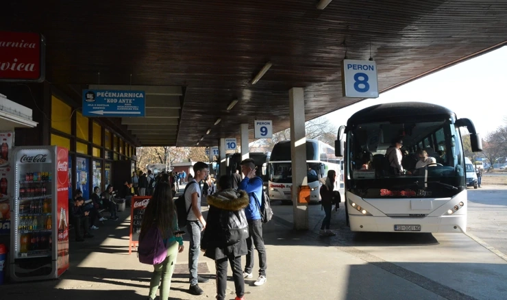 Iseljavanje mladih 