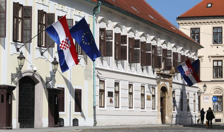 Banski dvori