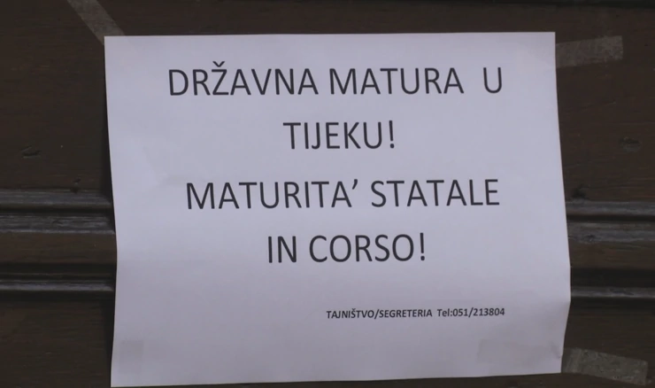 Maturanti Srednje talijanske škole u Rijeci danas su pisali ispit iz talijanskog jezika