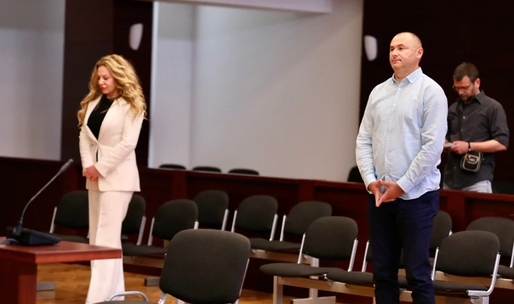 Fra Šime i bankarica uvjetno osuđeni na godinu dana zatvora  