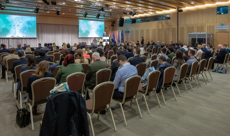 Summit o obnovljivim izvorima energije