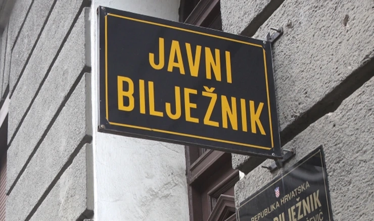 Javni bilježnik