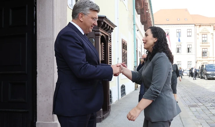 Predsjednik Vlade i predsjednica Kosova
