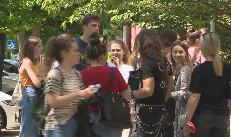 Država smo s najmanjim brojem tjednih sati materinskog jezika