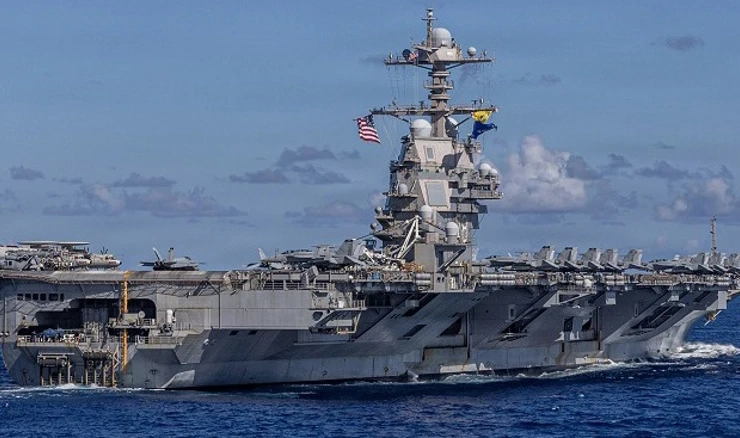 USS Gerald R. Ford u Atlantskom oceanu, 13. studenoga