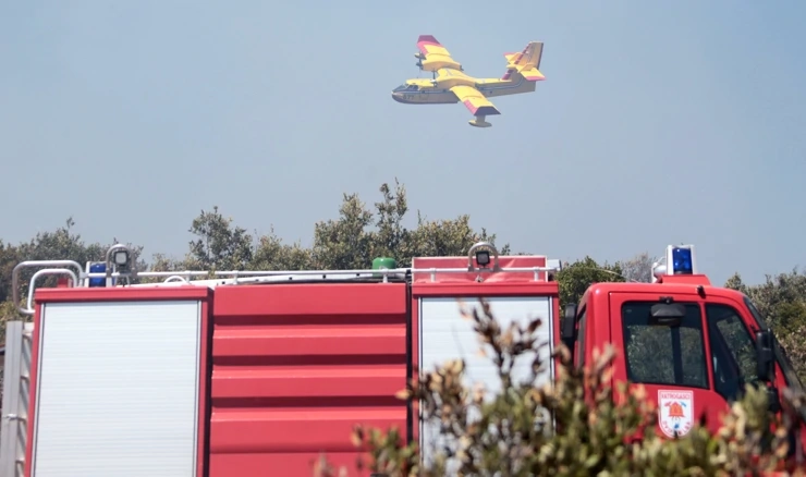 Lokaliziran požar na Hvaru