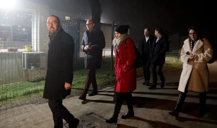 Tomašević u posjetu beskućnicima u Kosnici