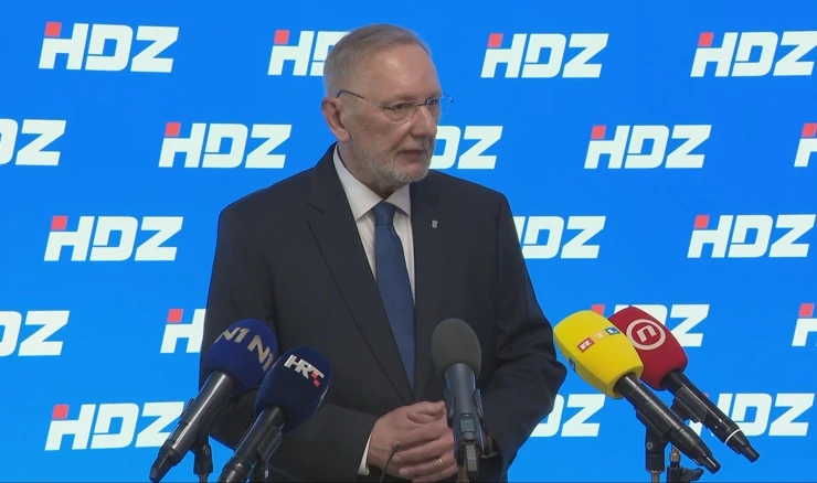 Davor Božinović