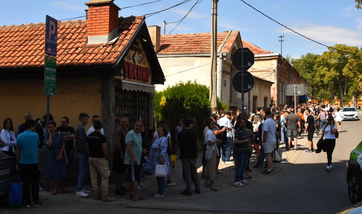  "Studentska lista - Studenti pobjeđuju!" diljem Srbije skupljaju potpise za izbore