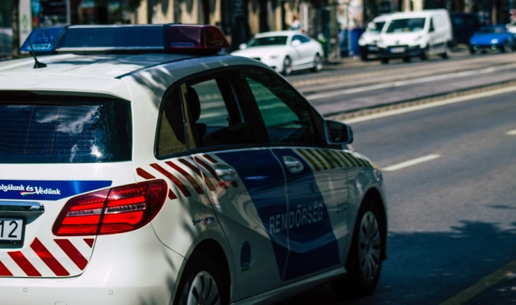 Policija