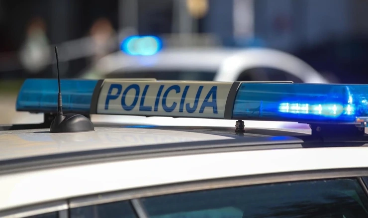 Policija