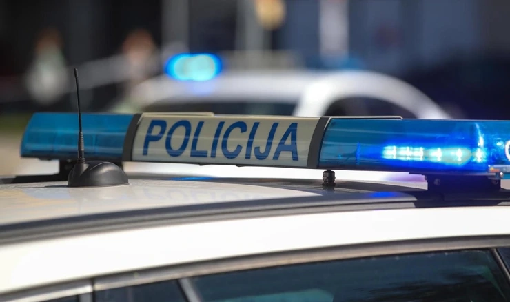 Policija