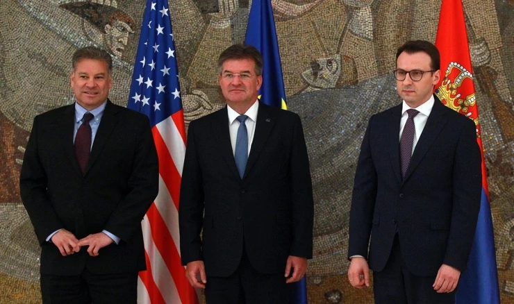 Gabriel Escobar, Miroslav Lajčak i direktor Kancelarije za KiM Petar Petković