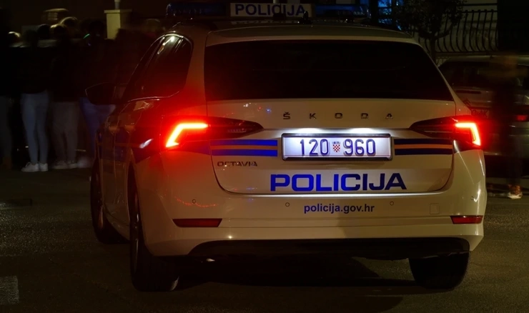 Policija