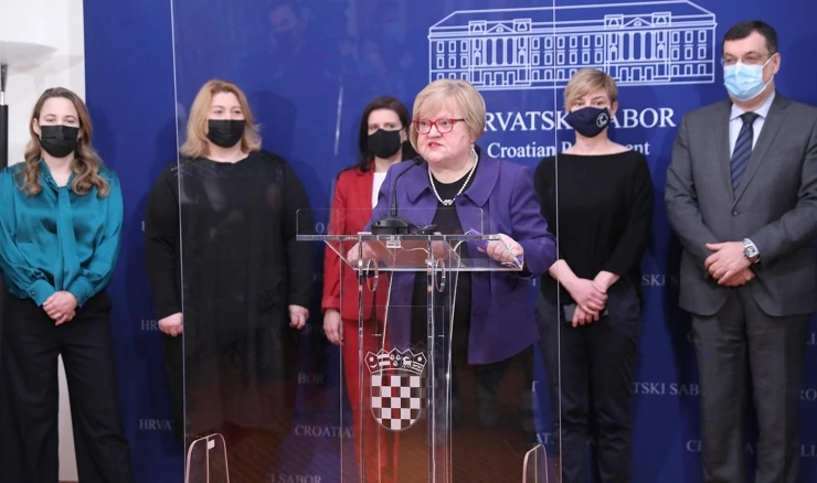 Oporbeni zastupnici o opozivu ministra Horvata