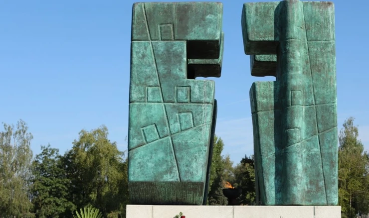 Memorijalno groblje u Vukovaru