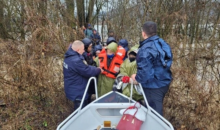 Policijski službenici ponovno u akciji spašavanja