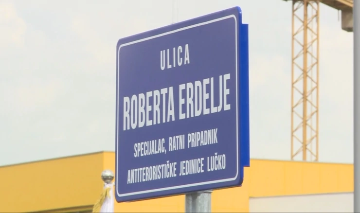 Svečano otkrivena ploča s nazivom Ulica Roberta Erdelje