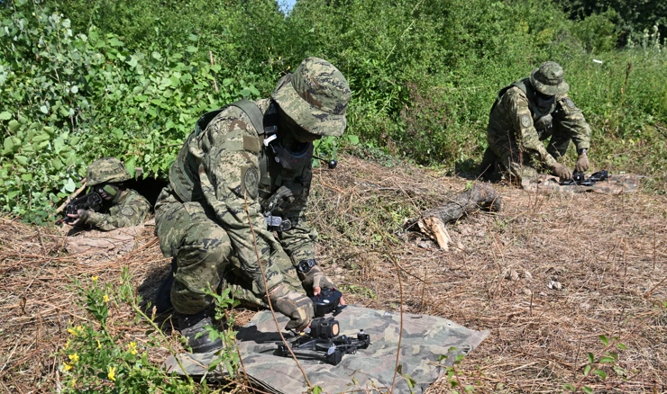 115 mladih vojnika završlo specijalističku obuku
