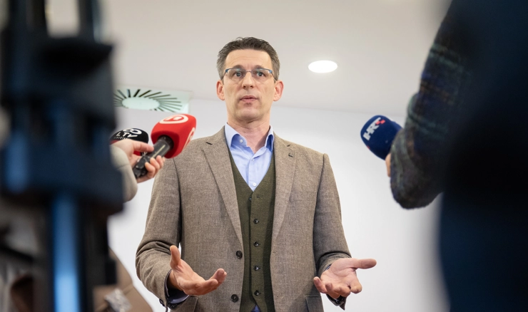 Božo Petrov