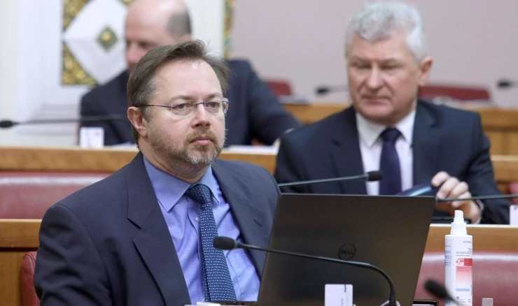 Siniša Varga