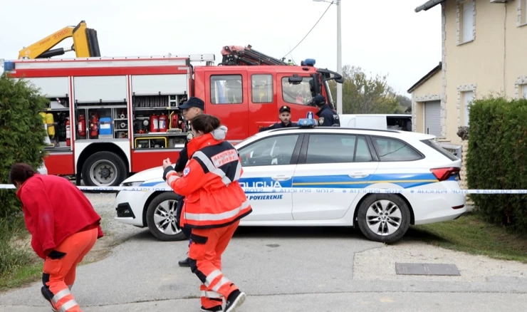 Sisak: Dvije osobe smrtno stradale u nesreći na radu