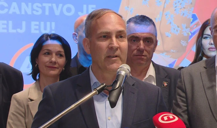 Stephen Nikola Bartulica