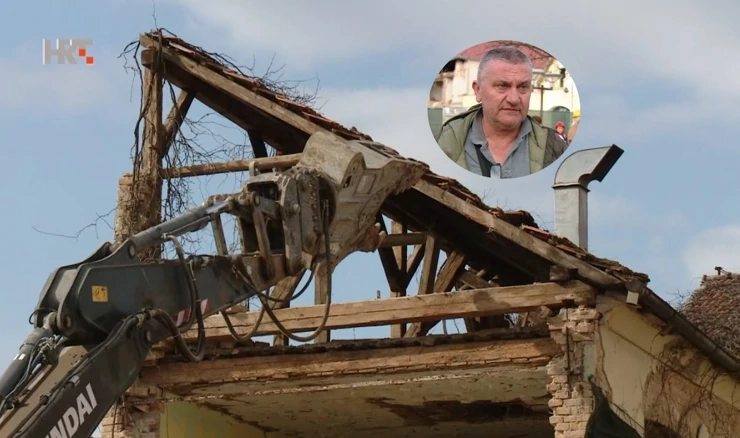 Petrinja: Gledao rušenje kafića koji je vodio 25 godina