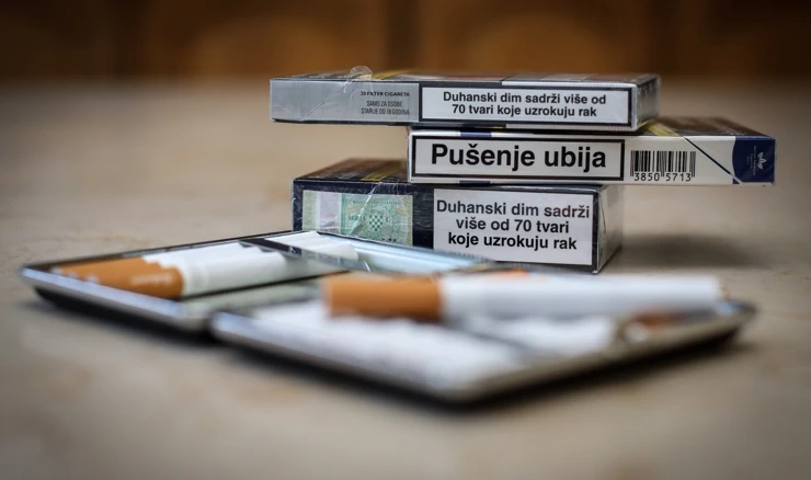 Velika Britanija na putu da uvede najstroža pravila protiv pušenja na svijetu