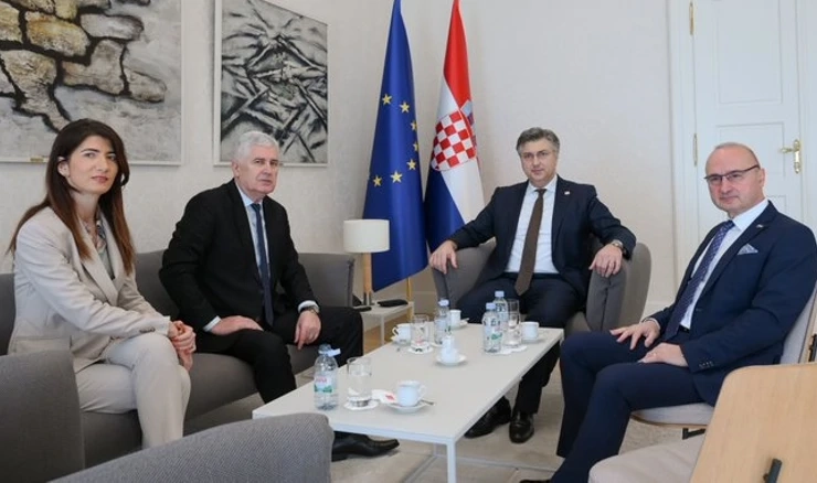 Razgovor u banskim dvorima