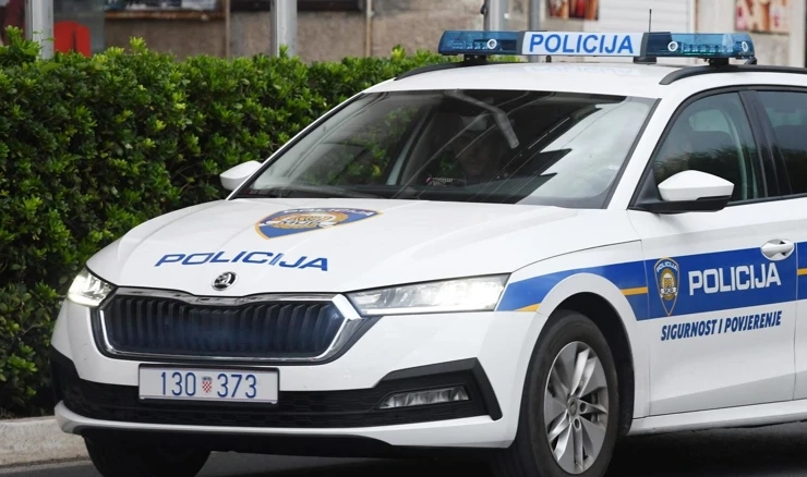 Policija