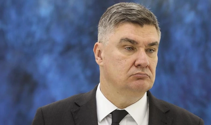  Predsjednik Milanović s udrugom "Krijesnica"