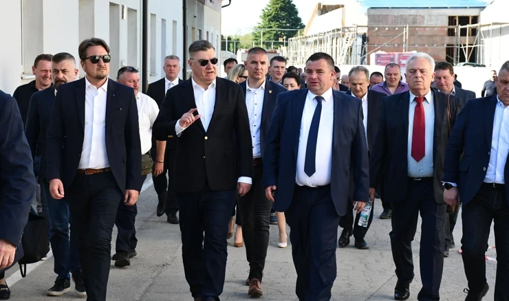 Zoran Milanović na Danu općine Stari Mikanovci