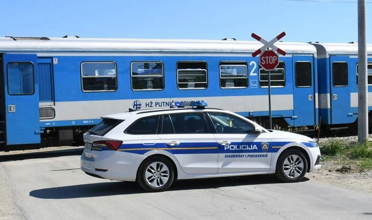 U naletu vlaka kod Osijeka poginula 87-godišnjakinja