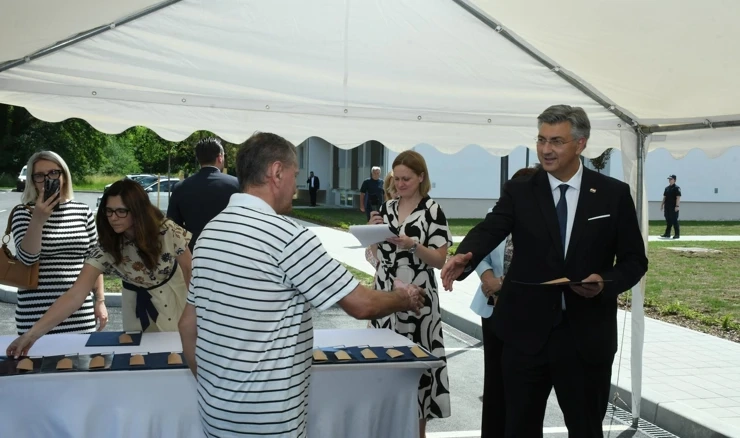 Premijer Plenković u Sisku
