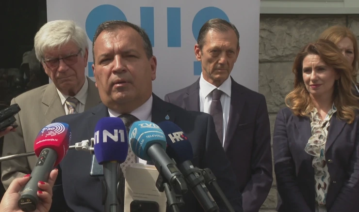 Beroš: Lijekovi nisu nestali, dogodio se propust u evidenciji