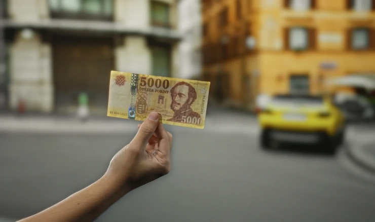 Mađari će dobivati 5000 forinti za dizel