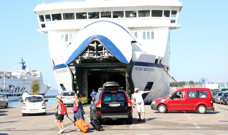 Trajektna luka Split