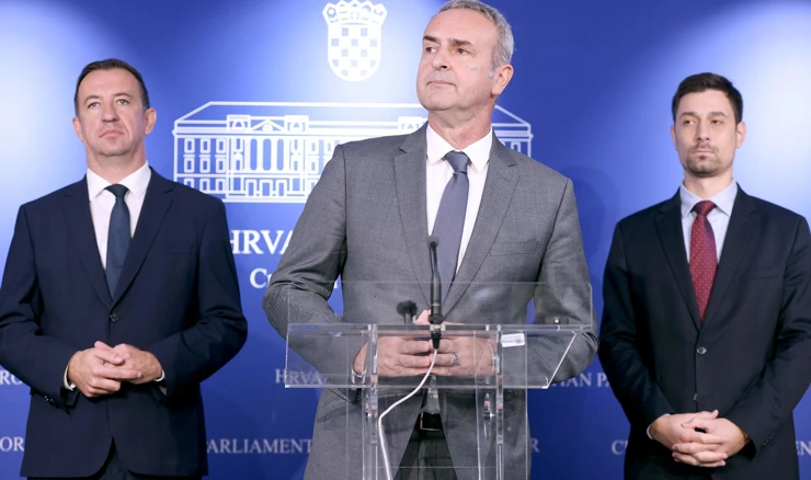 HDZ: Oporba politički profitira na slučaju otpada u Gospiću