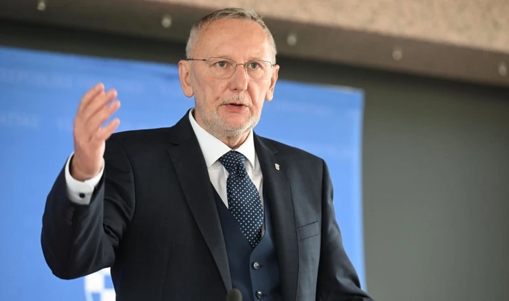 Davor Božinović