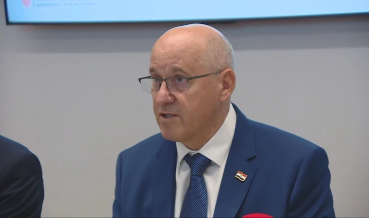 Branko Bačić, ministar prostornog uređenja, graditeljstva i državne imovine
