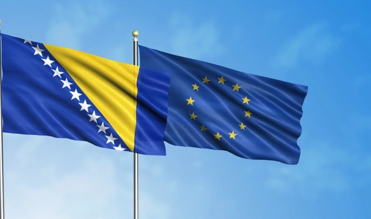 Vlast u BiH "na staklenim nogama"